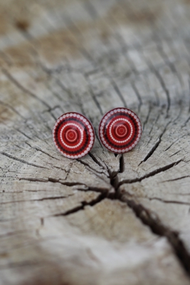 <small>Náušnice pecky - Vertigo červenobílé</small>